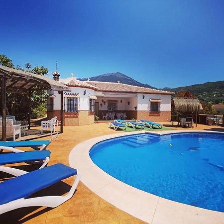 Los Naranjos Alcaucín Esterno foto