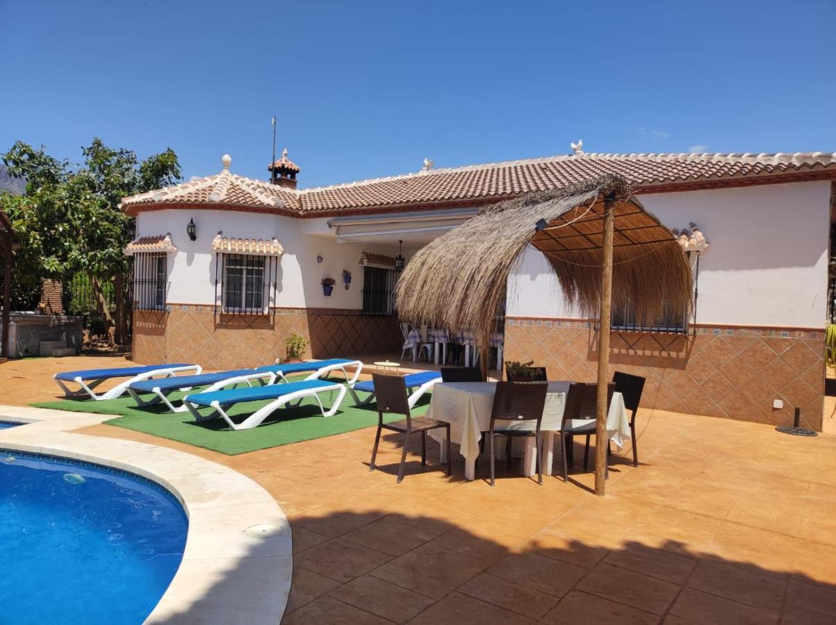 Los Naranjos Alcaucín Esterno foto