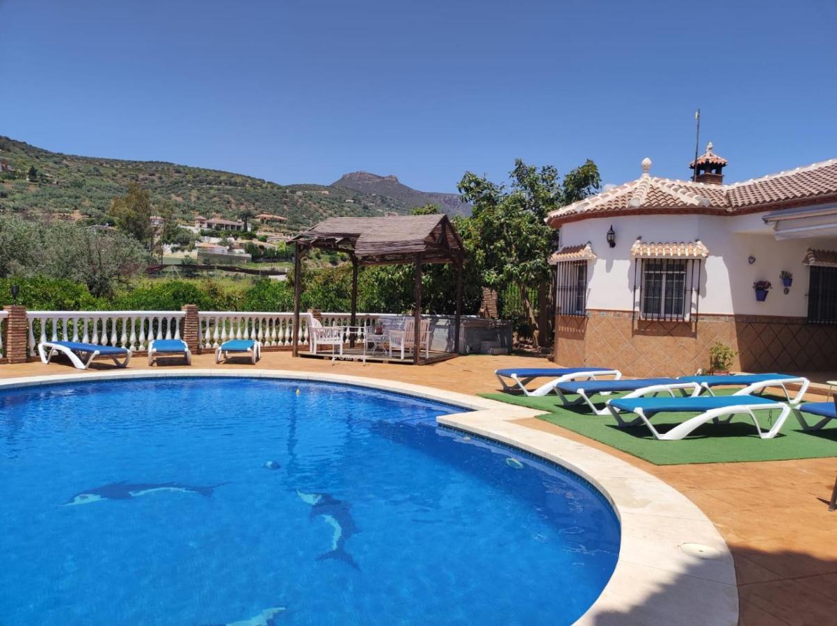 Los Naranjos Alcaucín Esterno foto